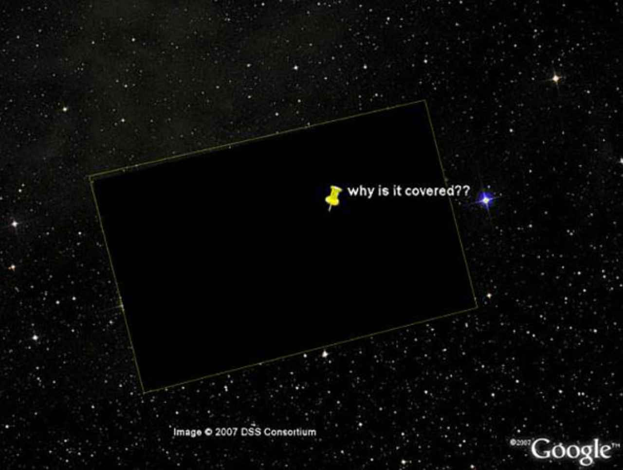 Mapa del cielo digital con región supuestamente censurada