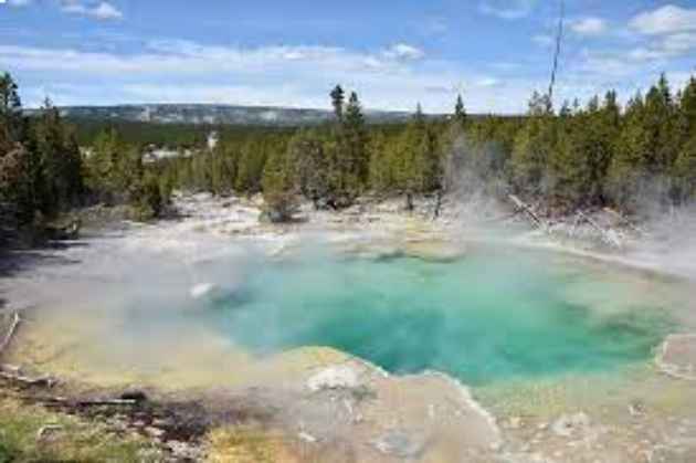 La pluma está proporcionando el calor para Yellowstone y su agua termal