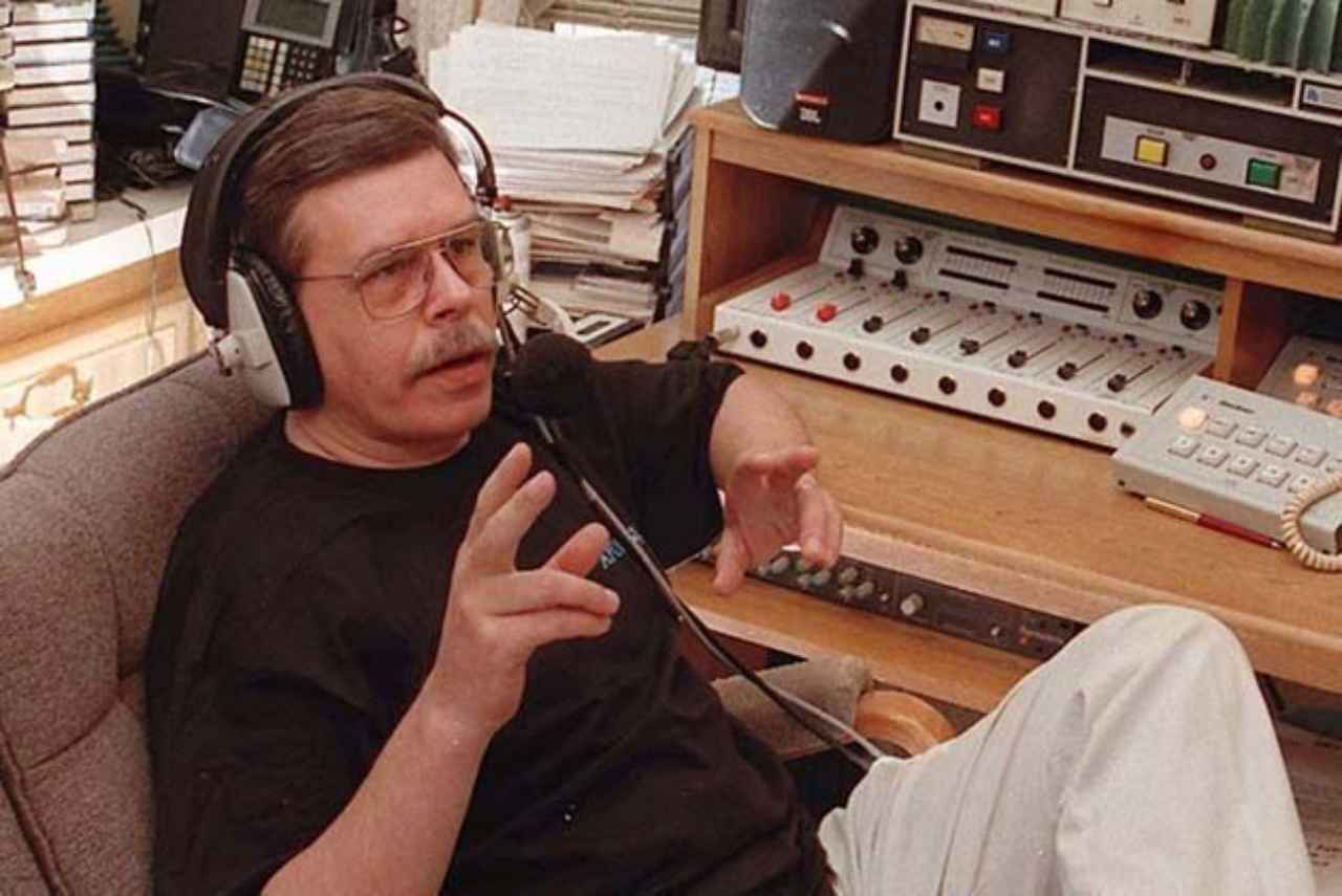 art-bell-advierte-amenaza-del-planeta-x - 2018-05-07 - Bell1 1