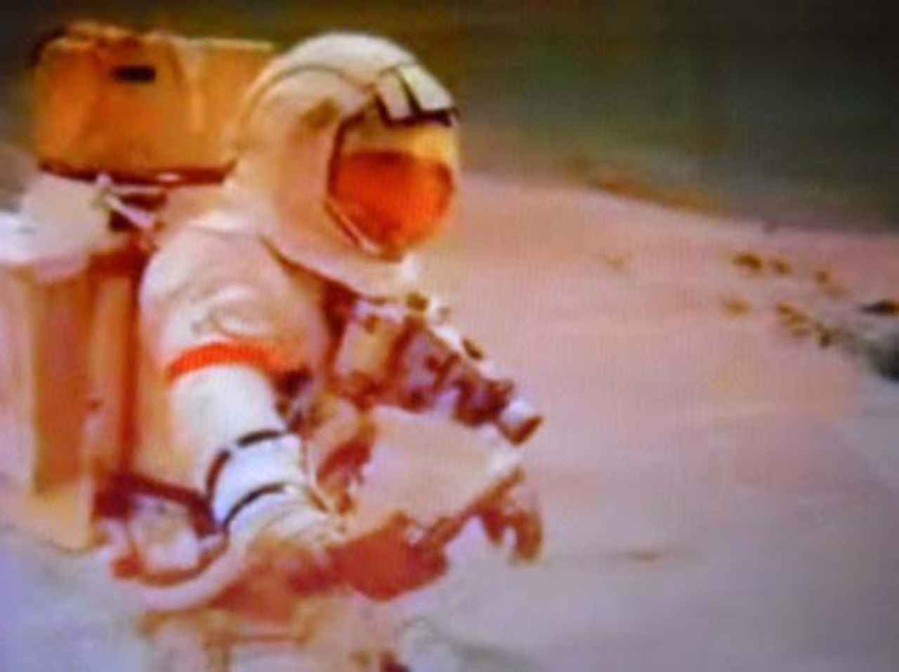 00 Programa espacial: los humanos aterrizaron en Marte 00