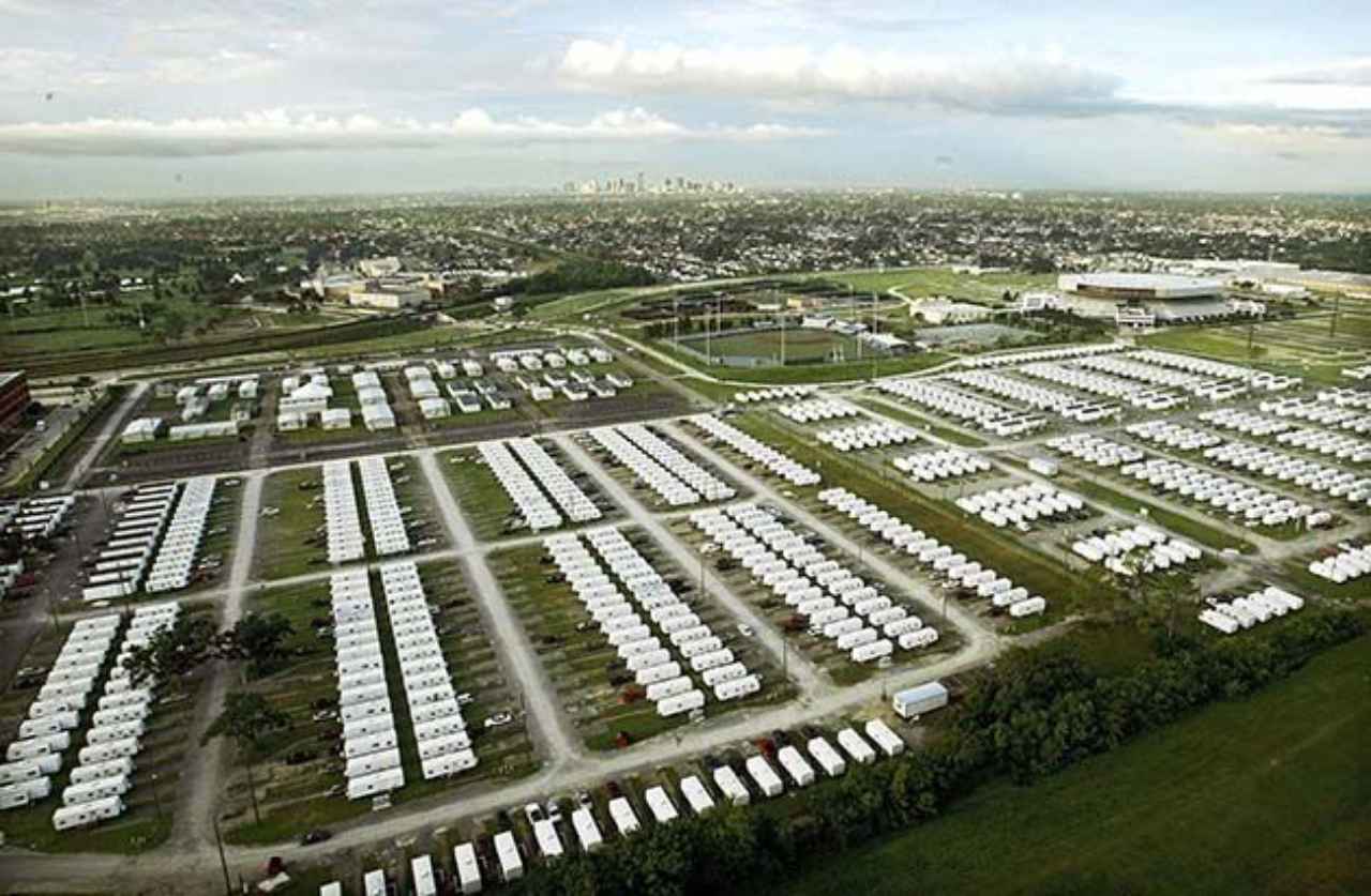 00 Cianuro: FEMA ordenó Cianuro de hidrógeno 00