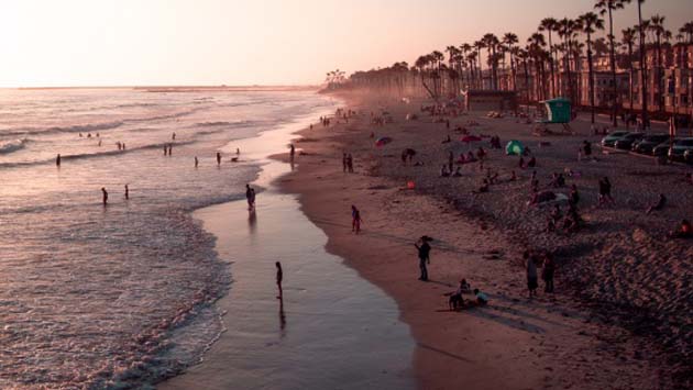 califirnia La desgasificación del océano causa un fuerte olor en Oceanside