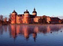 Suecia: filman un OVNI absorbiendo agua del lago Mälaren en Strängnäs