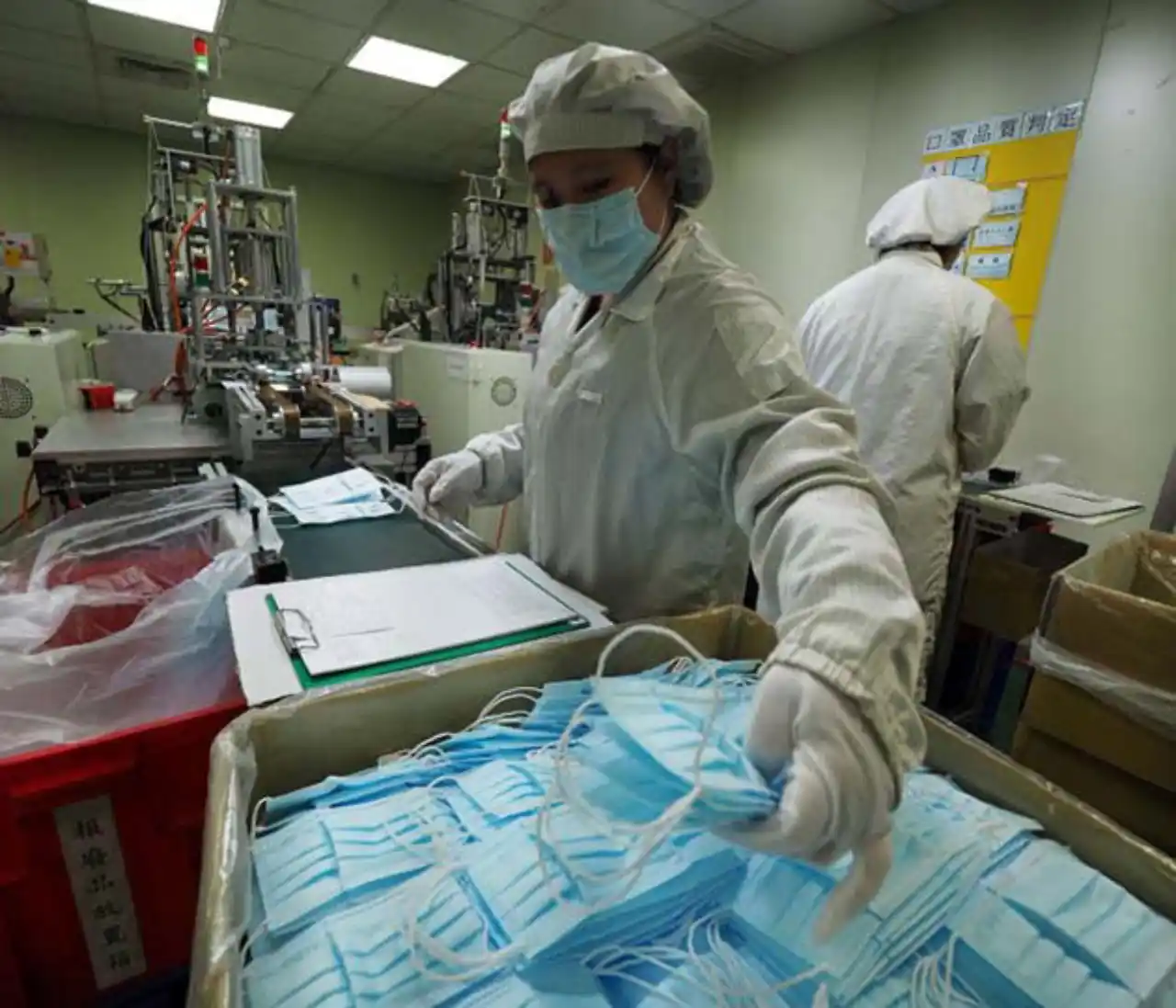 Orbes Argentina – Advertencias sobre Ciudadanos Taiwaneses Vigilantes Hacen Cola - Imagen 3