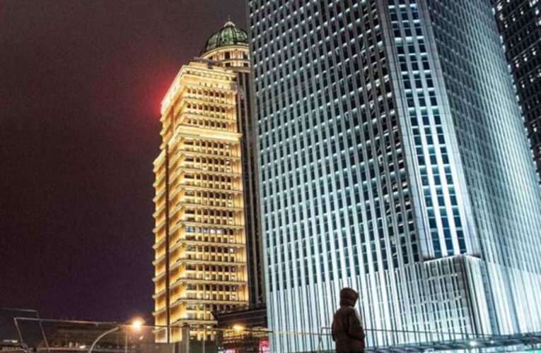 Shanghai se bloqueó por la impactante propagación de la pandemia