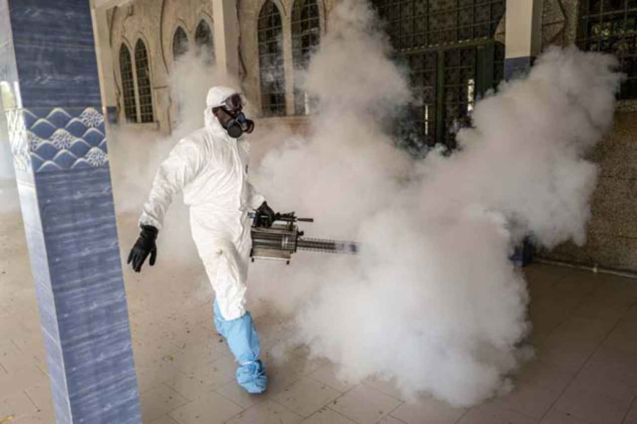 respiracion-coronavirus-se-propaga-al-hablar - 2020-04-04 - Respiracion Fumigacion 1