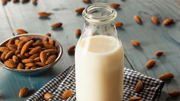 leche_almendras Leche vegetal: sustitutos de la leche a base de plantas