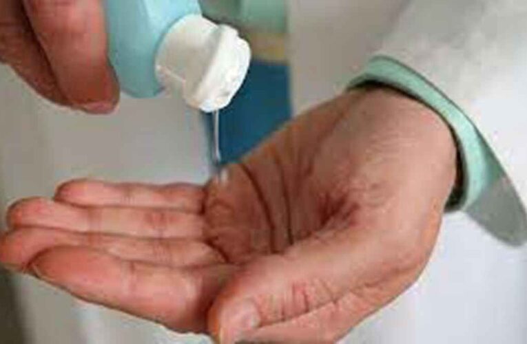 Benceno se encuentra en los desinfectantes para manos