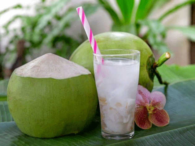 agua_refrescante Agua de coco orgánico: la mejor bebida energética de la madre naturaleza