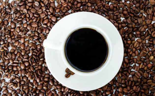 cafe_descaeinado Café descafeinado versus café regular: ¿Cuáles son los diferentes beneficios para la salud?