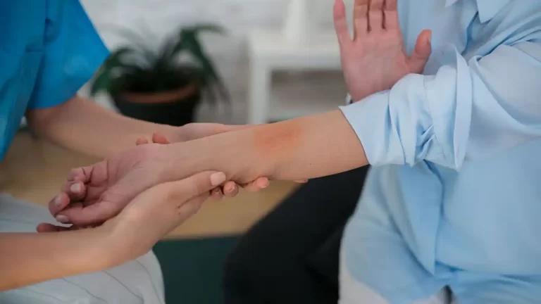 dermatitis-causas-sintomas-y-tratamientos - 2025-04-11 - Atopica