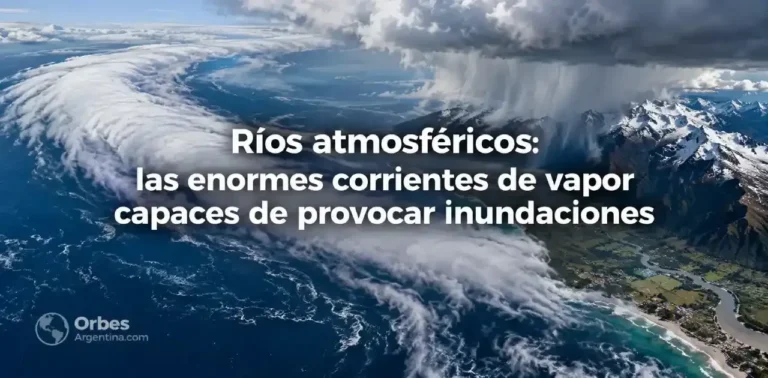 Río atmosférico transportando vapor de agua sobre el océano